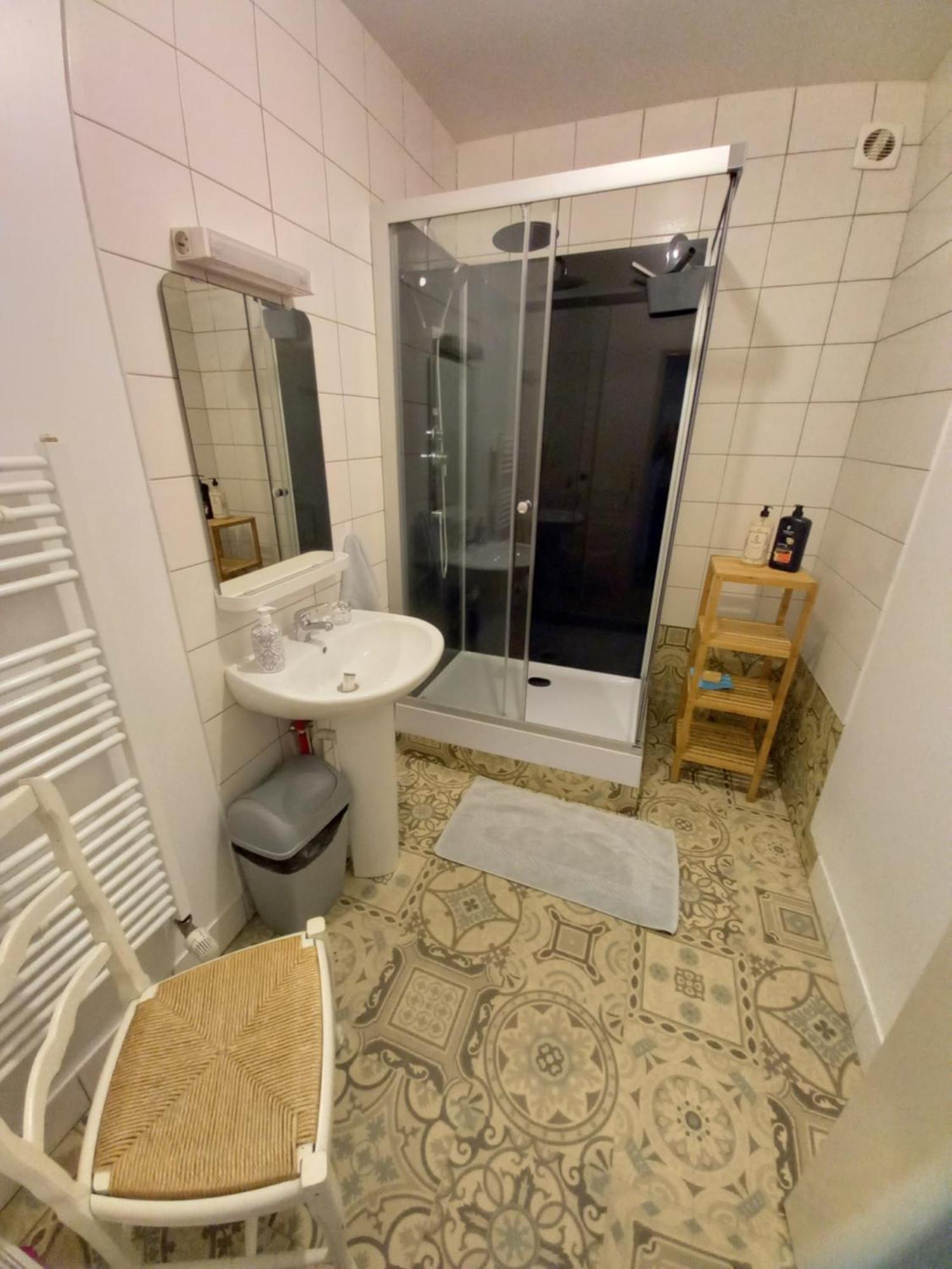 Appartement, 2Eme Etage Avec Piscine Partagee Седан Экстерьер фото